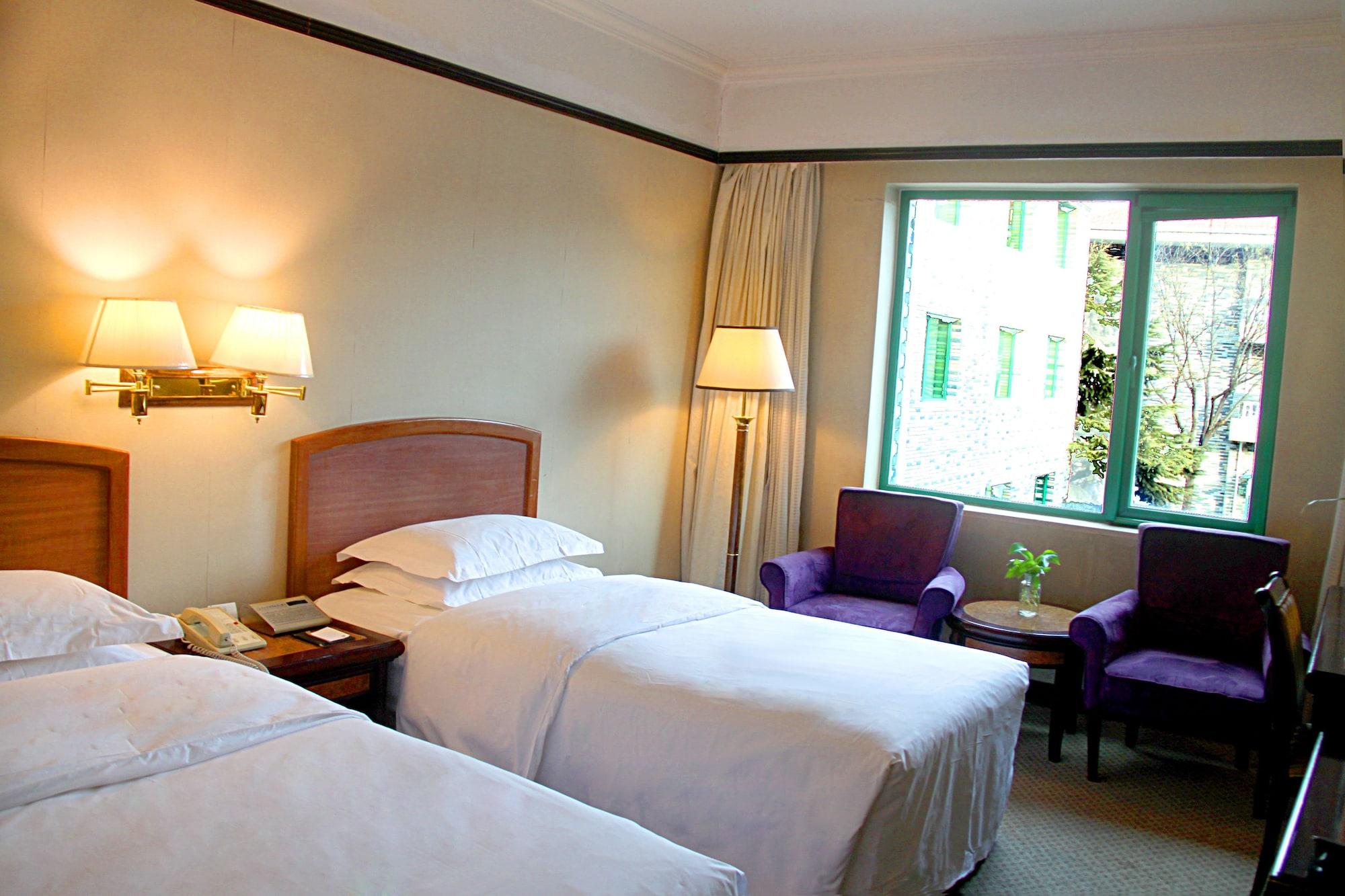 Fragrant Hill Empark Hotel Beijing Exterior photo
