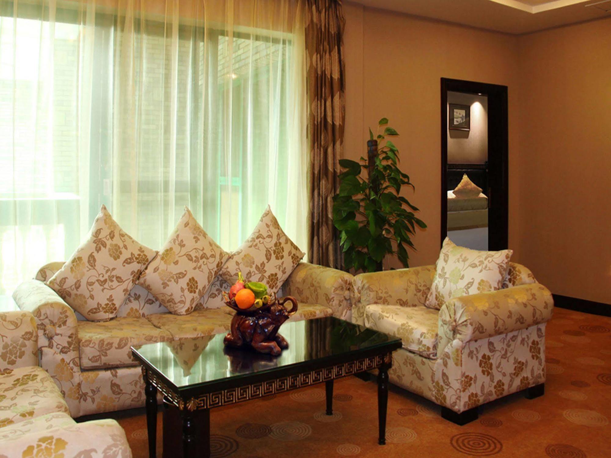 Fragrant Hill Empark Hotel Beijing Exterior photo