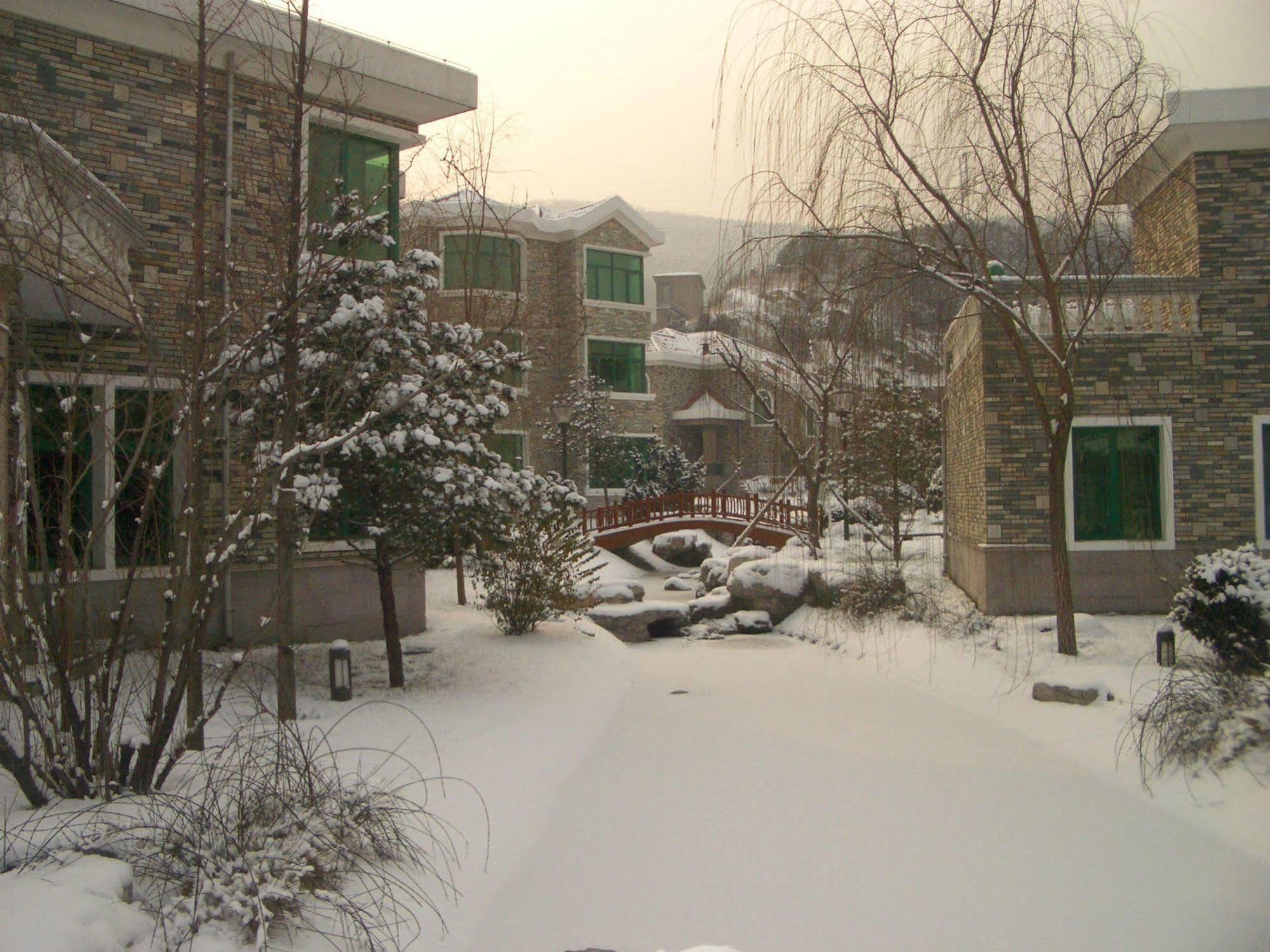 Fragrant Hill Empark Hotel Beijing Exterior photo